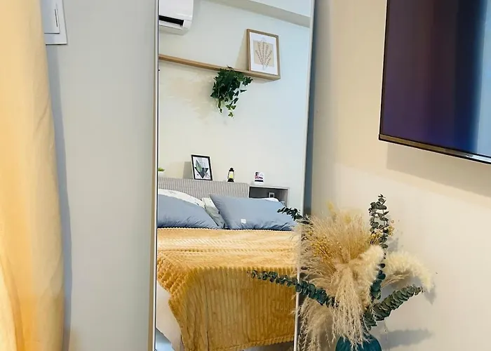 Apartment J&j Mactan With Netflix, Pool & Paid Parking