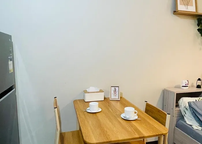 J&j Mactan With Netflix, Pool & Paid Parking * Marigondon (Cebu)